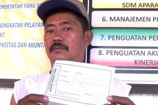 Pekerja Galian C Polisikan...