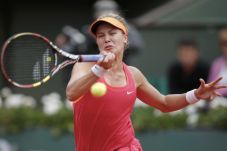 Mental Bouchard Semakin...