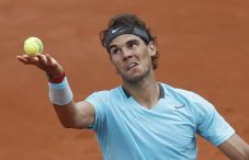 Menang Mudah, Nadal...