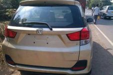 Mobilio Diesel Lakukan...