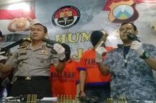 Pedagang Perlengkapan...