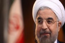 Siap Melawan, Rouhani...