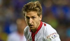 Gelandang Sevilla Ogah...