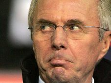 Eriksson Cemooh Inggris