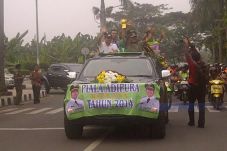Piala Adipura Diarak...