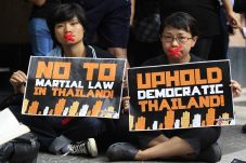 Militer Thailand Tangkap...