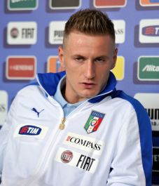 Abate: Inggris Kuda...