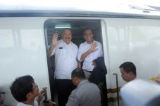 Gubernur Sambut Baik...