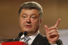 Poroshenko: Perang di...