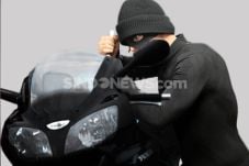 Motor Polisi Kemalingan...
