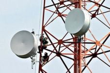 META Tambah Menara Telekomunikasi...