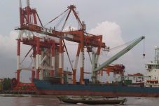 Penutupan Sungai Barito...