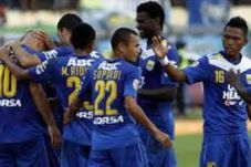 Konate-Sinaga Buat Maung...