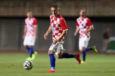 Modric Ngebet Hadapi...