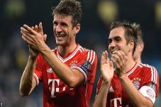 Muller dan Lahm Dapat...