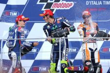 Rossi Berambisi Jegal...