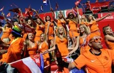 Belanda Runtuhkan Kedigdayaan...