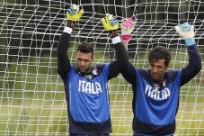 Sirigu Gantikan Peran...