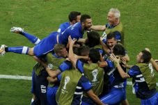Kegembiraan Italia Hanya...