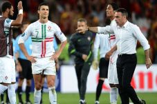 Pelatih Portugal Anggap...