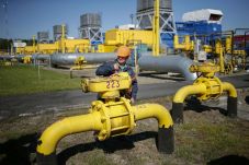 Pasokan Gas Rusia ke...