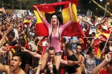 Atep Idolakan Spanyol...