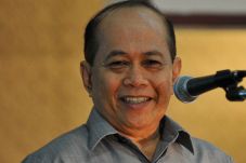 Menteri Koperasi Minta...