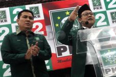 Klarifikasi Via Telepon,...