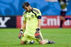 Casillas Diperkirakan...