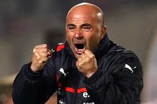 Pelatih Chile Waspadai...
