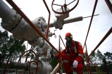 Pertamina Tegaskan Tak...