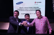 Telkomsel-Samsung Tingkatkan...