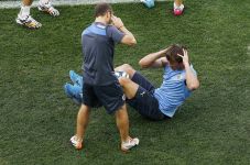 Lawan Inggris, Uruguay...