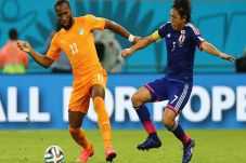 Drogba Starter Lawan...
