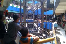 Pengelola Blok G Kebut...