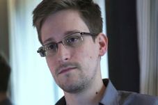 Snowden Dapat Penghargaan...