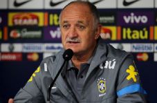 Scolari: Van Gaal Berkomentar...