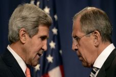 Lavrov-Kerry Bahas Krisis...