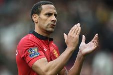 Rio Ferdinand Merapat...