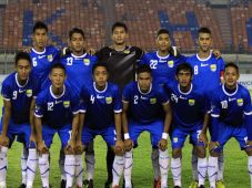 Pelatih Barcelona Datang,...