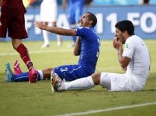Suarez Punya Riwayat...