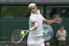 Federer Masih Melenggang
