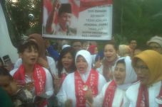 Nina Ingin Tunjukkan...