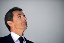 Lakukan Korupsi, Sarkozy...