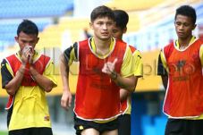 Pemain SFC Berlatih,...