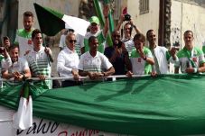 Timnas Aljazair Disambut...