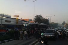 Ini Penyebab Bus TransJakarta...
