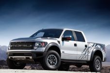 Ford F-150 Sandang Mobil...