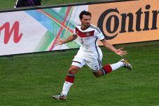 Hummels Ingin Lanjutkan...