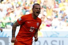 Kosta Rika Buat Sneijder...